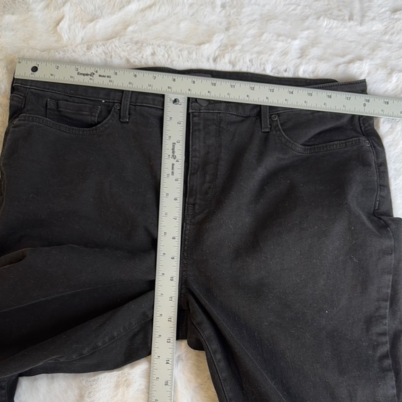 NYDJ Black Skinny Jeans Stretch Size 16 Pockets Straight Leg - Picture 9 of 13